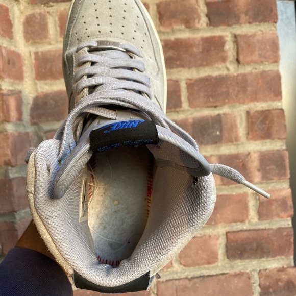 šŗWolf gray Nike Airforce 1s - Picture 8 of 8